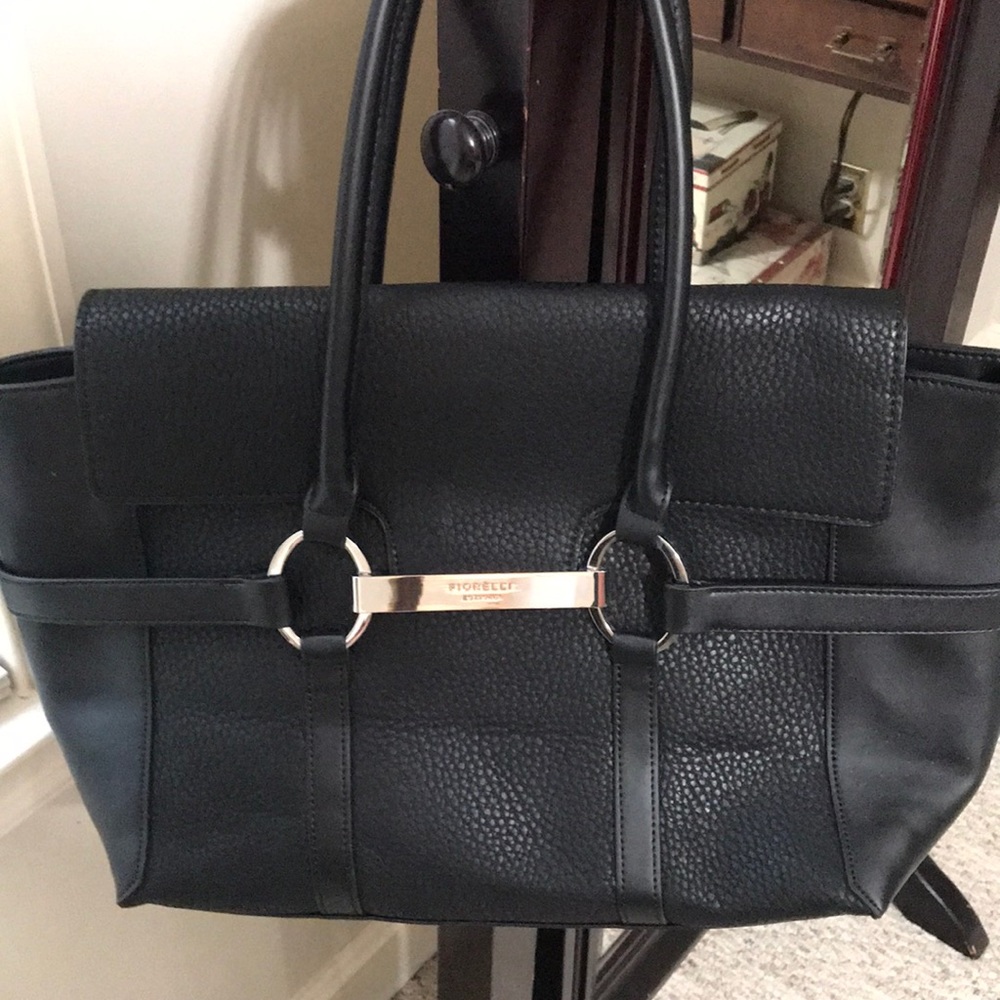 Medium size hand bag